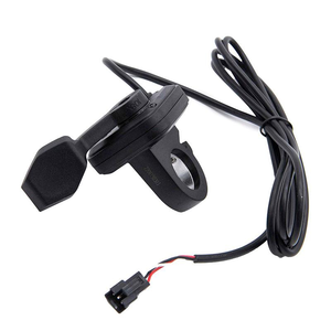 Maneta acceleratie pentru trotineta electrica cu mufa cu 3 pini - 1.6 m